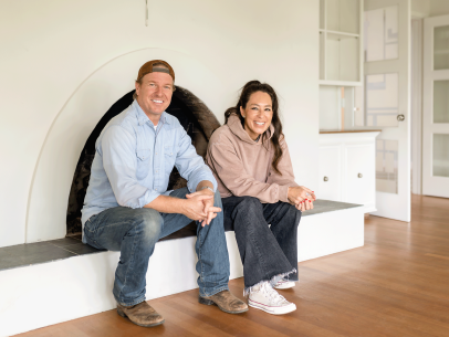 Chip and Joanna Gaines Celebrate 10 Years of 'Fixer Upper' With New Series